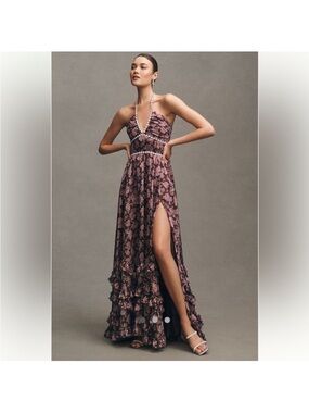 NWT V. CHAPMAN
SCARLETTE HALTER
EMBELLISHED
CORSET ORGANZA
MAXI DRESS